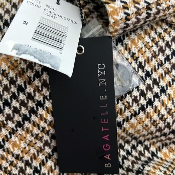 NWT BAGATELLE NYC PLAID BLAZER SIZE M - Picture 9 of 9